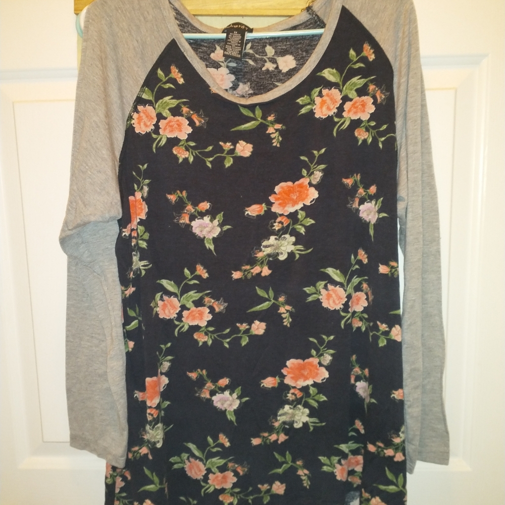 COPY - Women's top